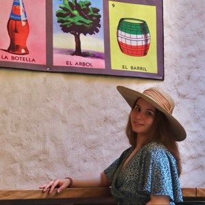 Meet your Posher, Dalia